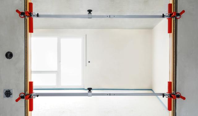 Förlängning för dörrkarmsklämma TUX